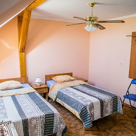 Uslugi Hotelarskie Malgosia I Andrzej Danowski Граево Экстерьер фото